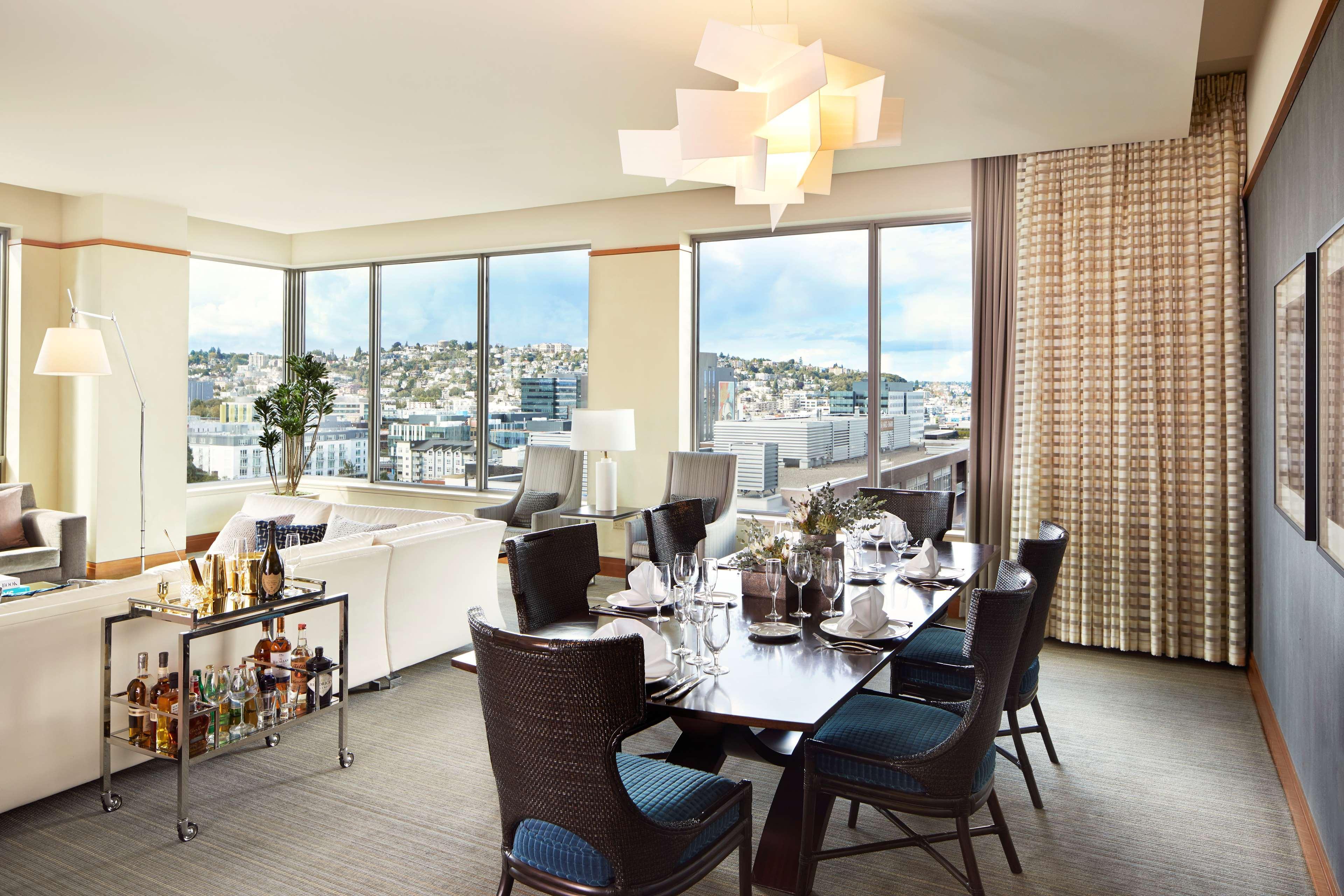 1 Hotel Seattle Exterior photo A dining room at the Four Seasons Hotel
