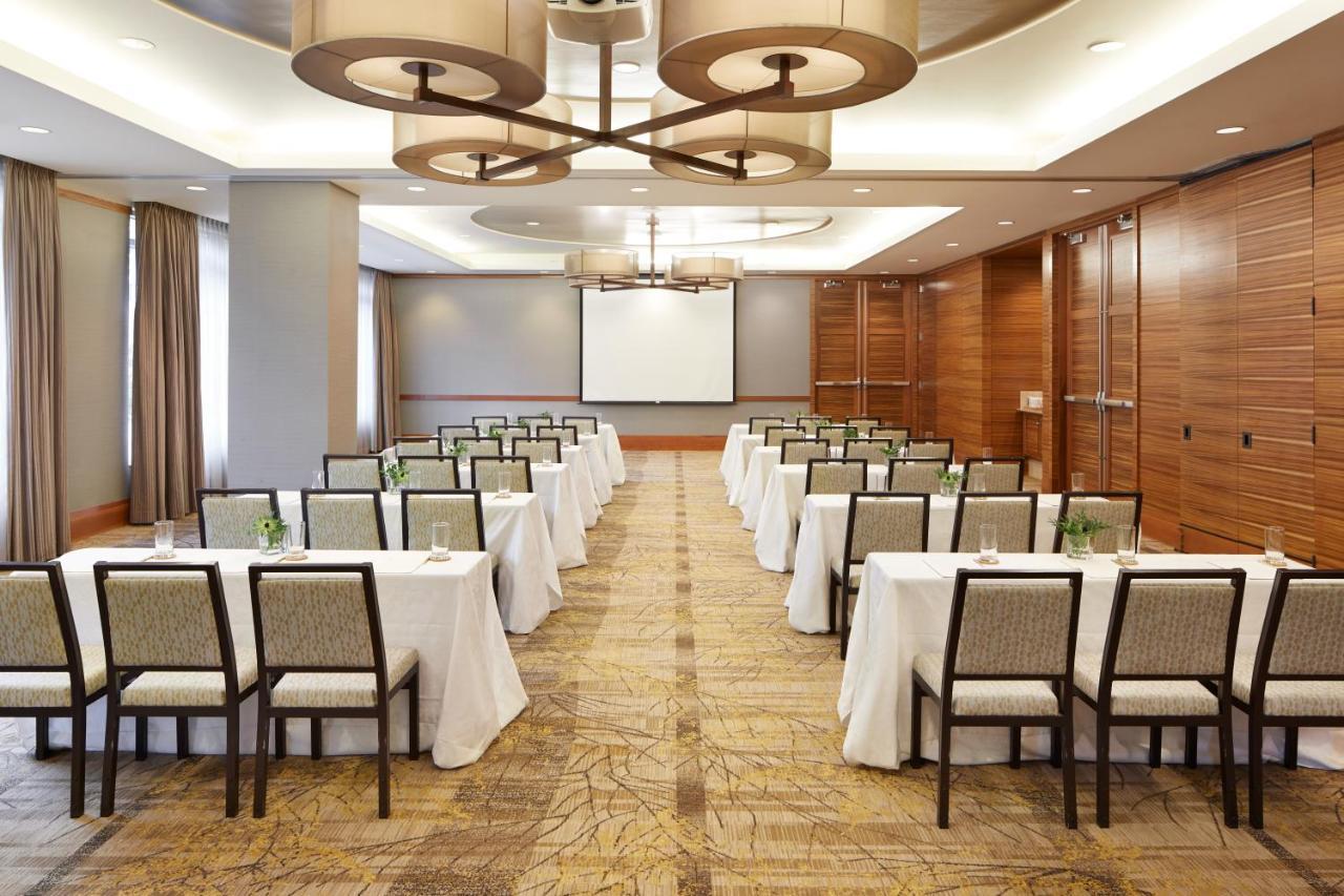 1 Hotel Seattle Exterior photo Meeting room